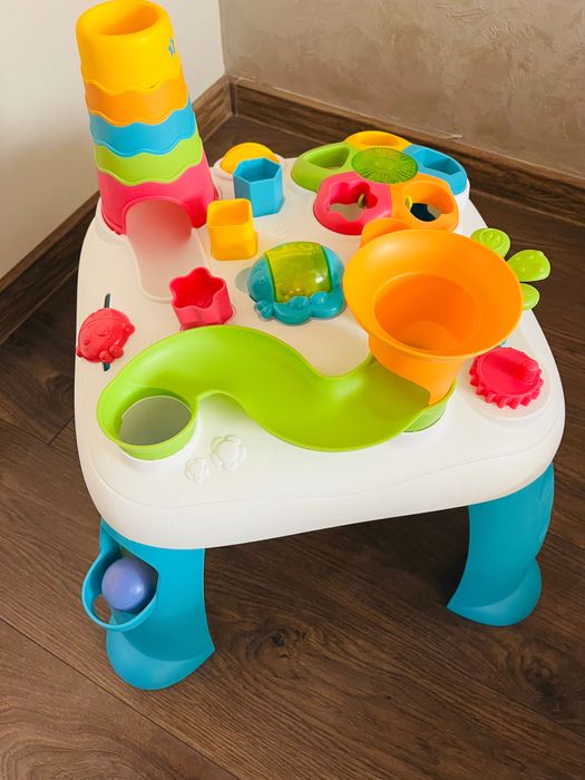 Маса бебешки център