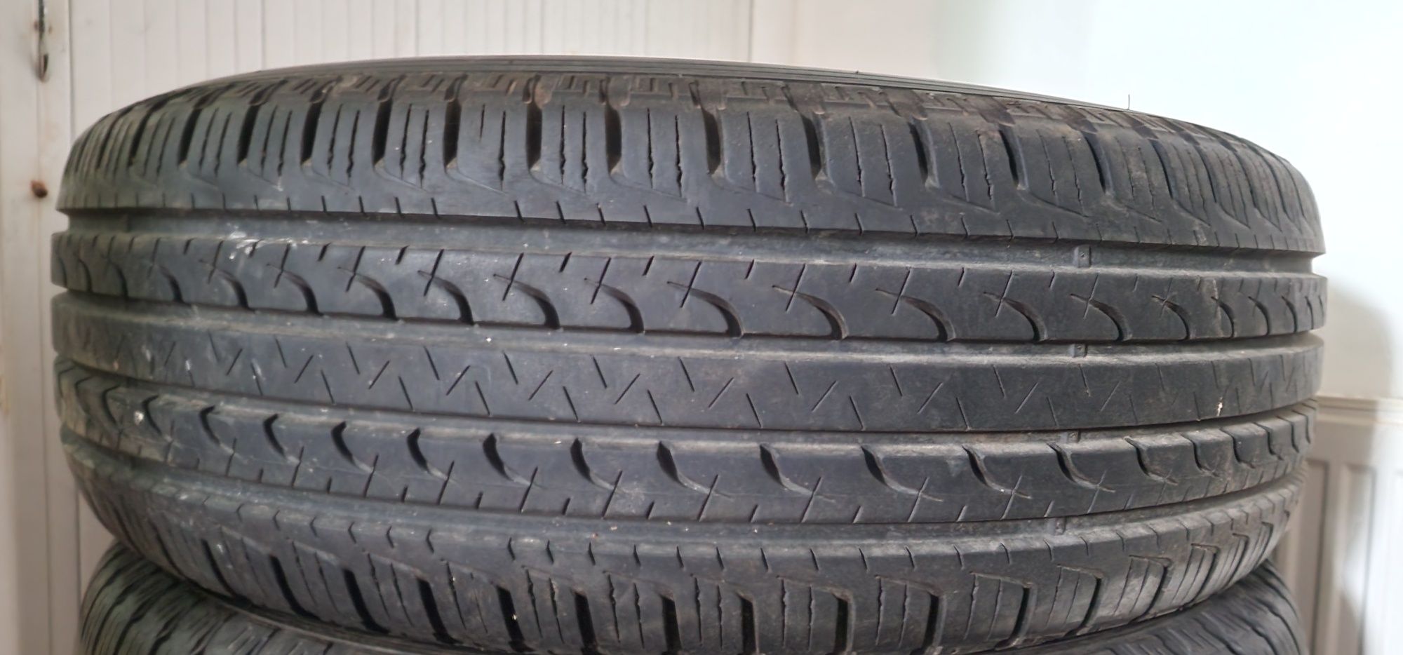 Set 4 anvelope vara GoodYear 255 70 18  - pret/set