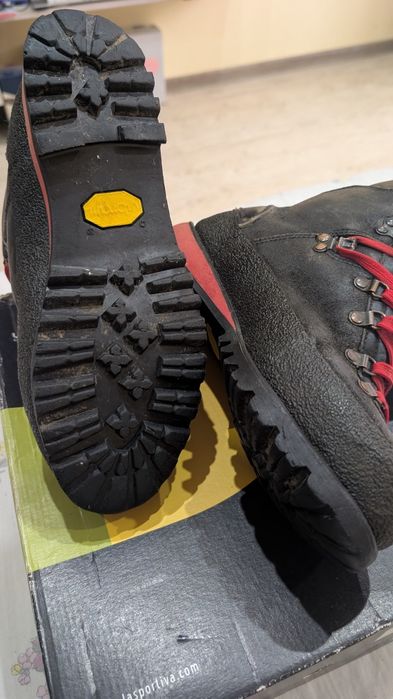 Туристически обувки HanWag 42