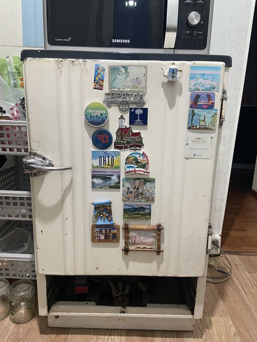 Продам холодильник