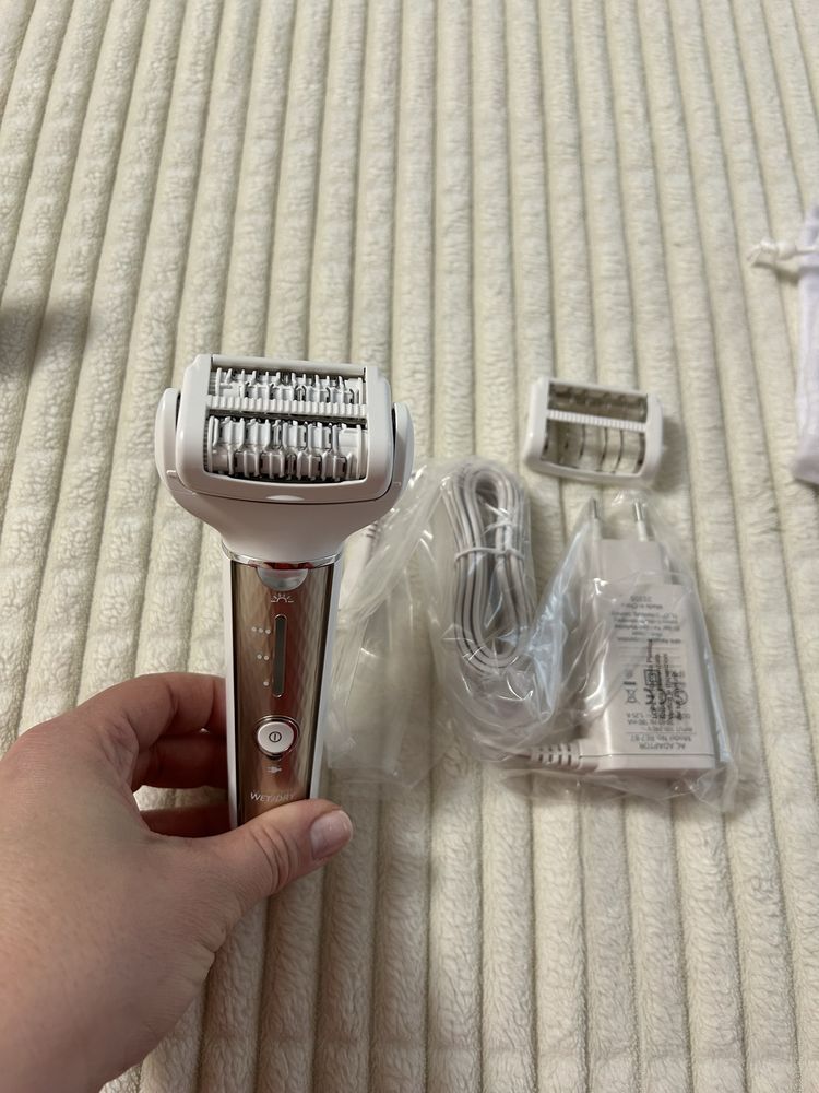 Epilator Panasonic Wet/Dry, 2 discuri, 60 pensete, senzor de presiune