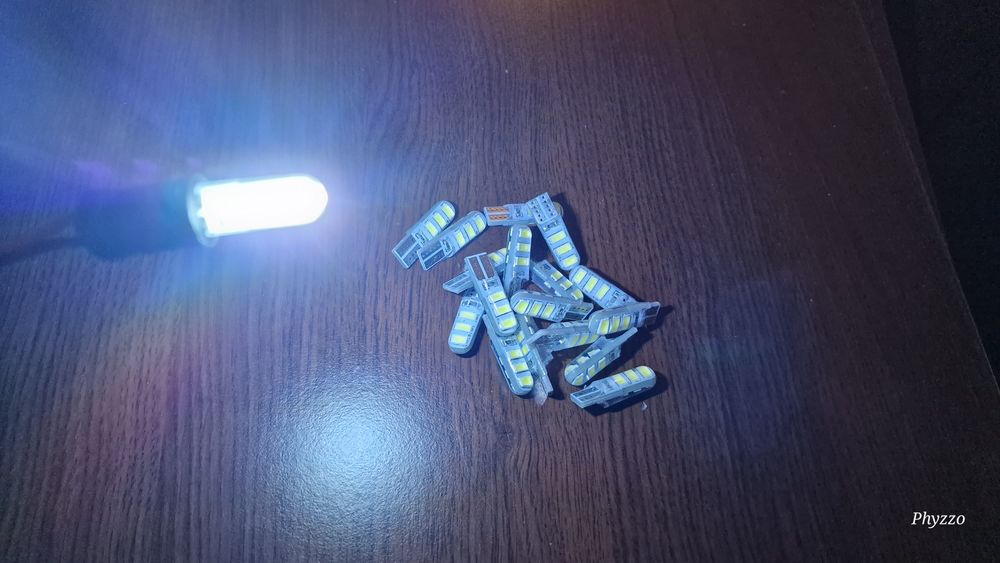 Becuri Led auto T10 canbus w5w, C5W pozitie, numar, interior