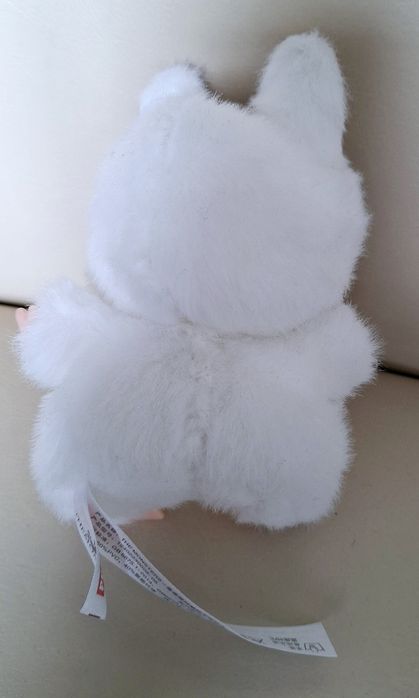 Лабубу бяло лобубу