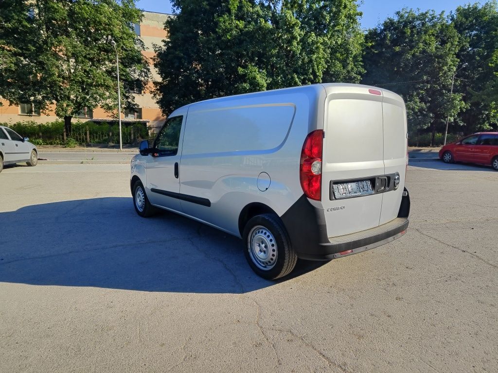 Нов внос OPEL COMBO Maxi