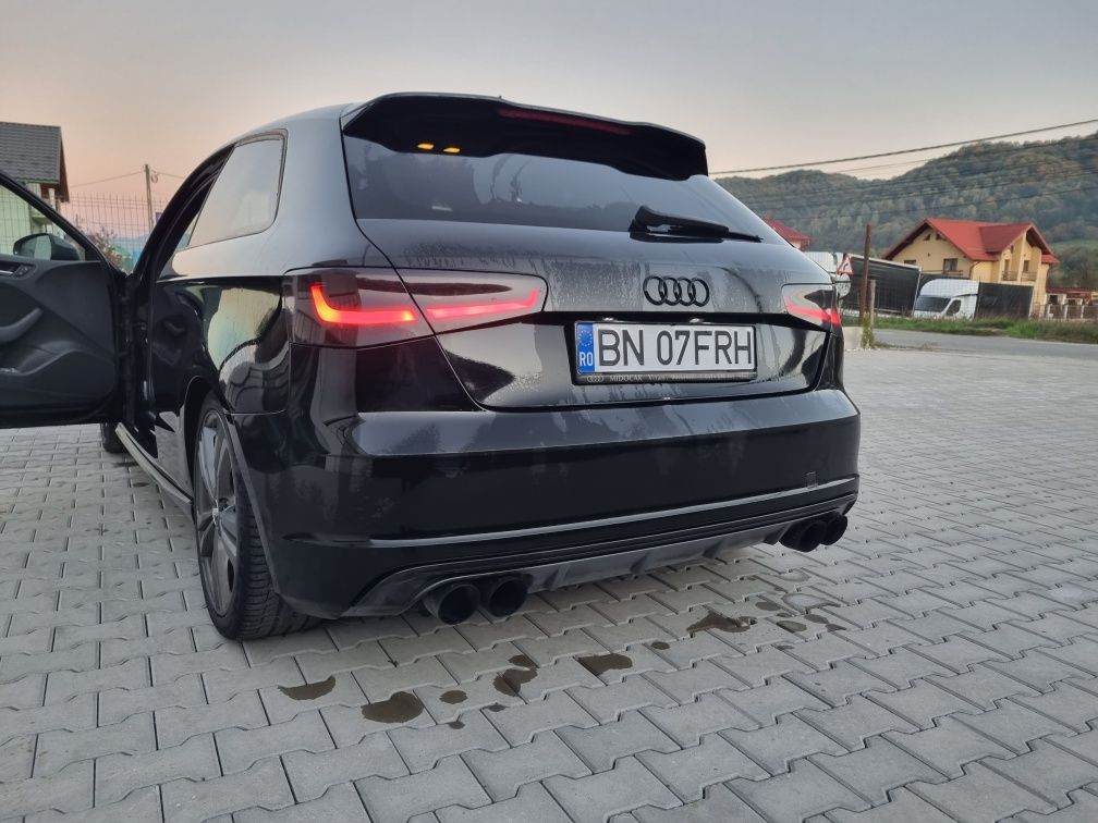 Audi a3  an 2013 , 8v tfsi 1.4 pachet S Line