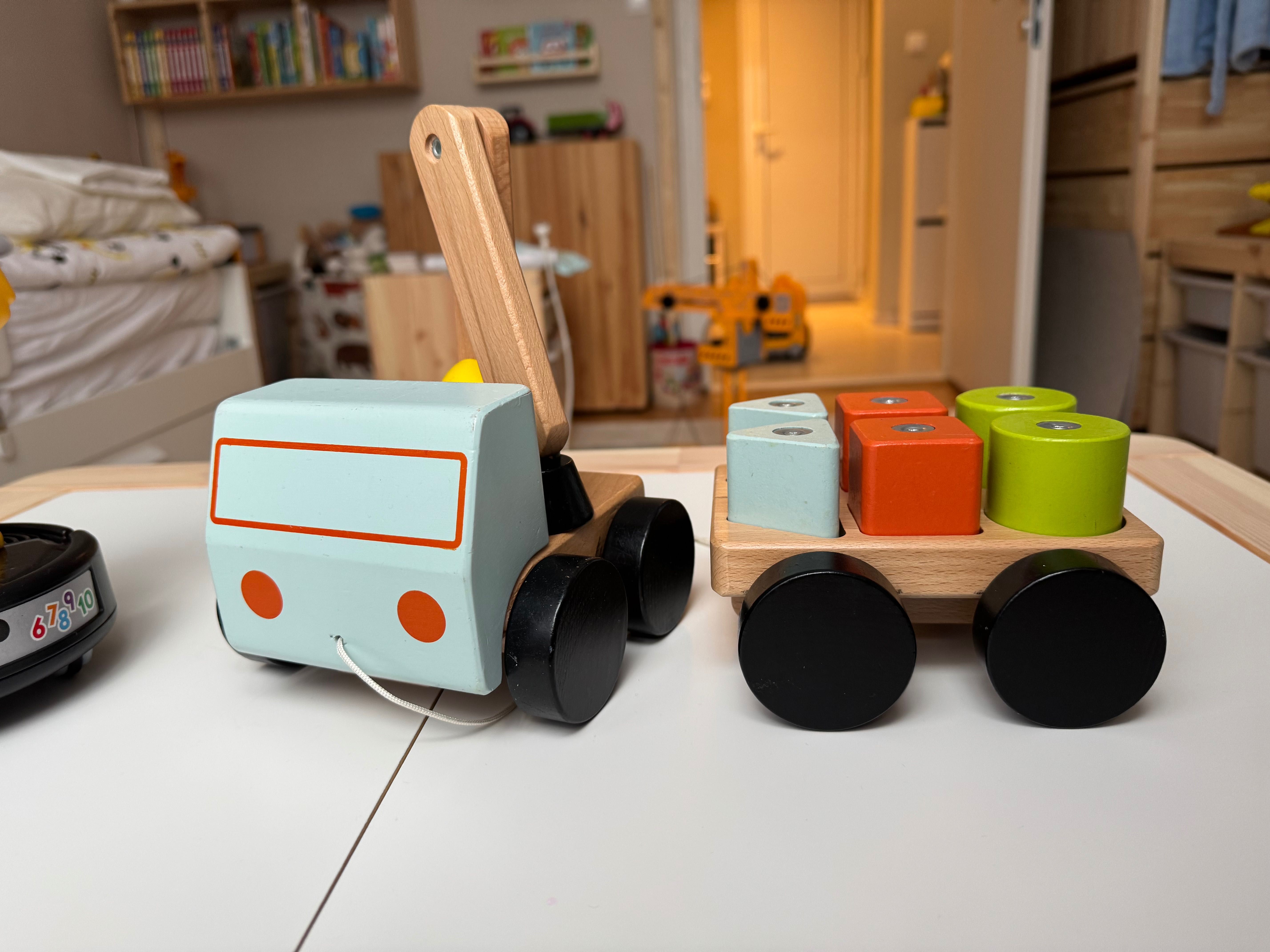 Дървен камион,  MULA IKEA
