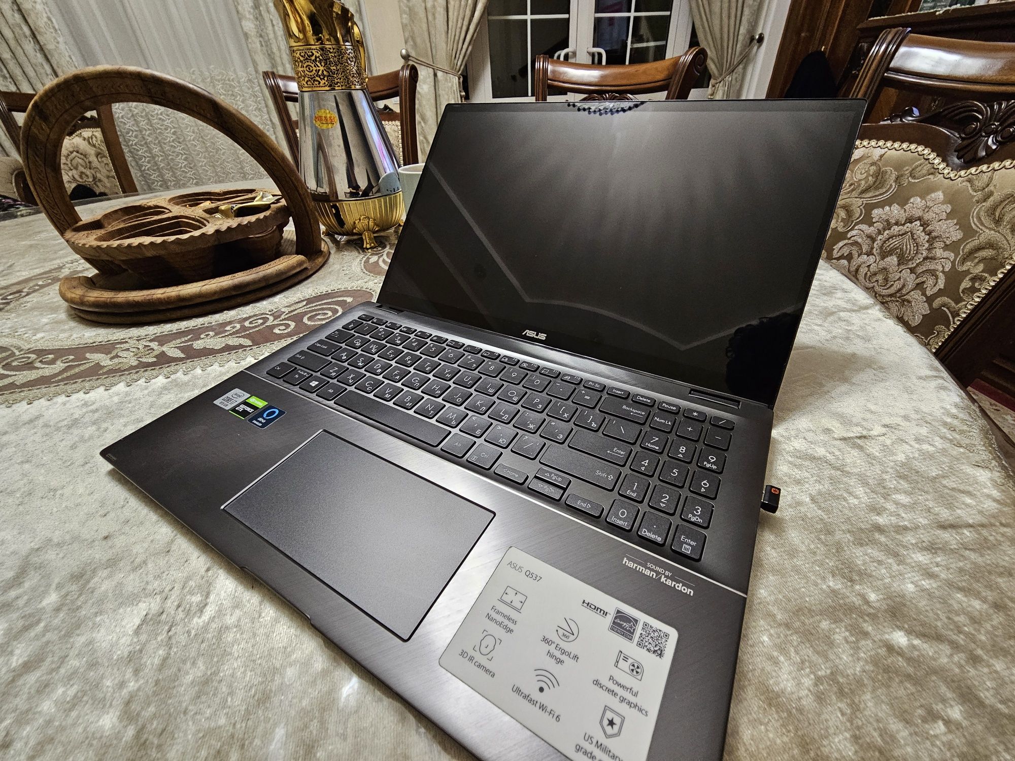 Asus q537 ноутбук 15.6 дюймов i7 с видео картой (игровой)