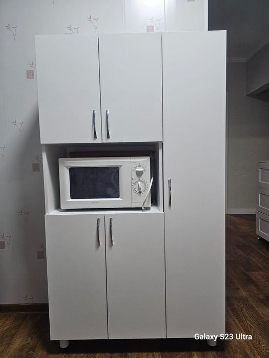 Шкаф, продаётся 55 000тг, торг есть, в идеальном состоянии.
