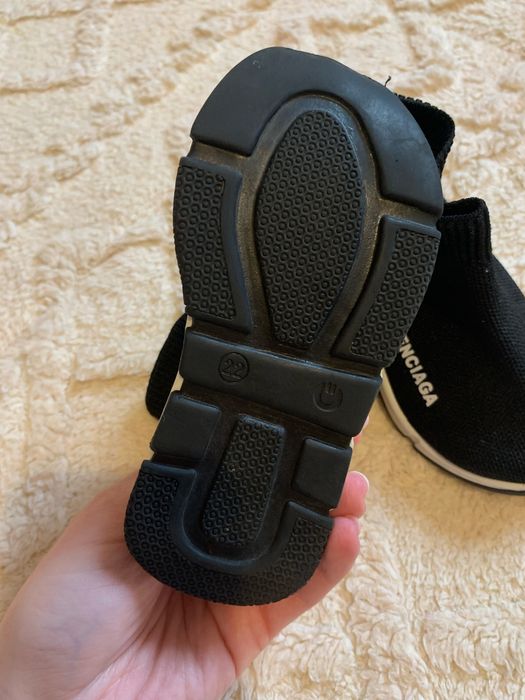 Balenciaga marimea 22