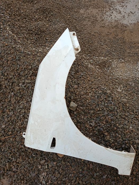 Крыло хендай акцент