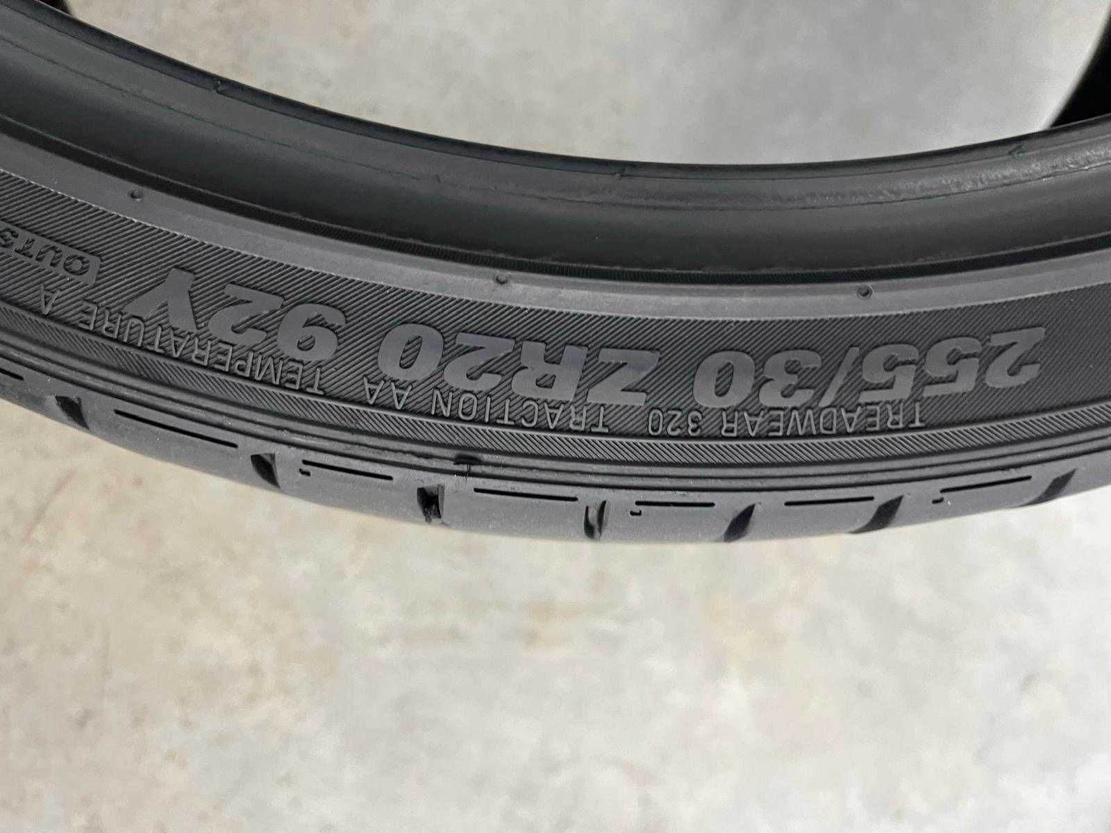 Anvelope de Vara 255/30R20 Kumho