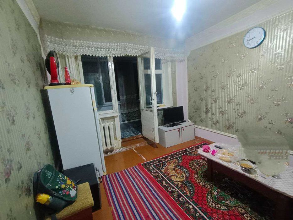 2х ком.переделанная в 3х ком. на 2 этаже, Супер