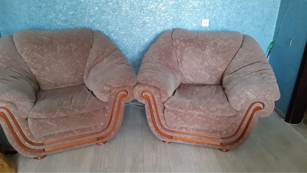 Диван и 2 кресла