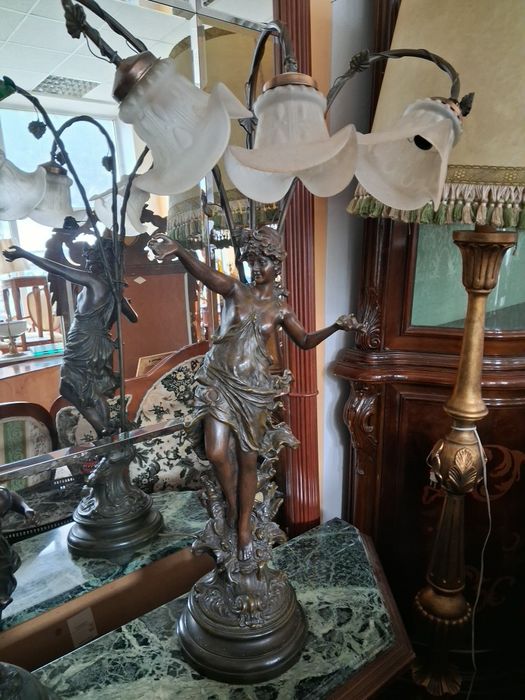 Голяма     лампа