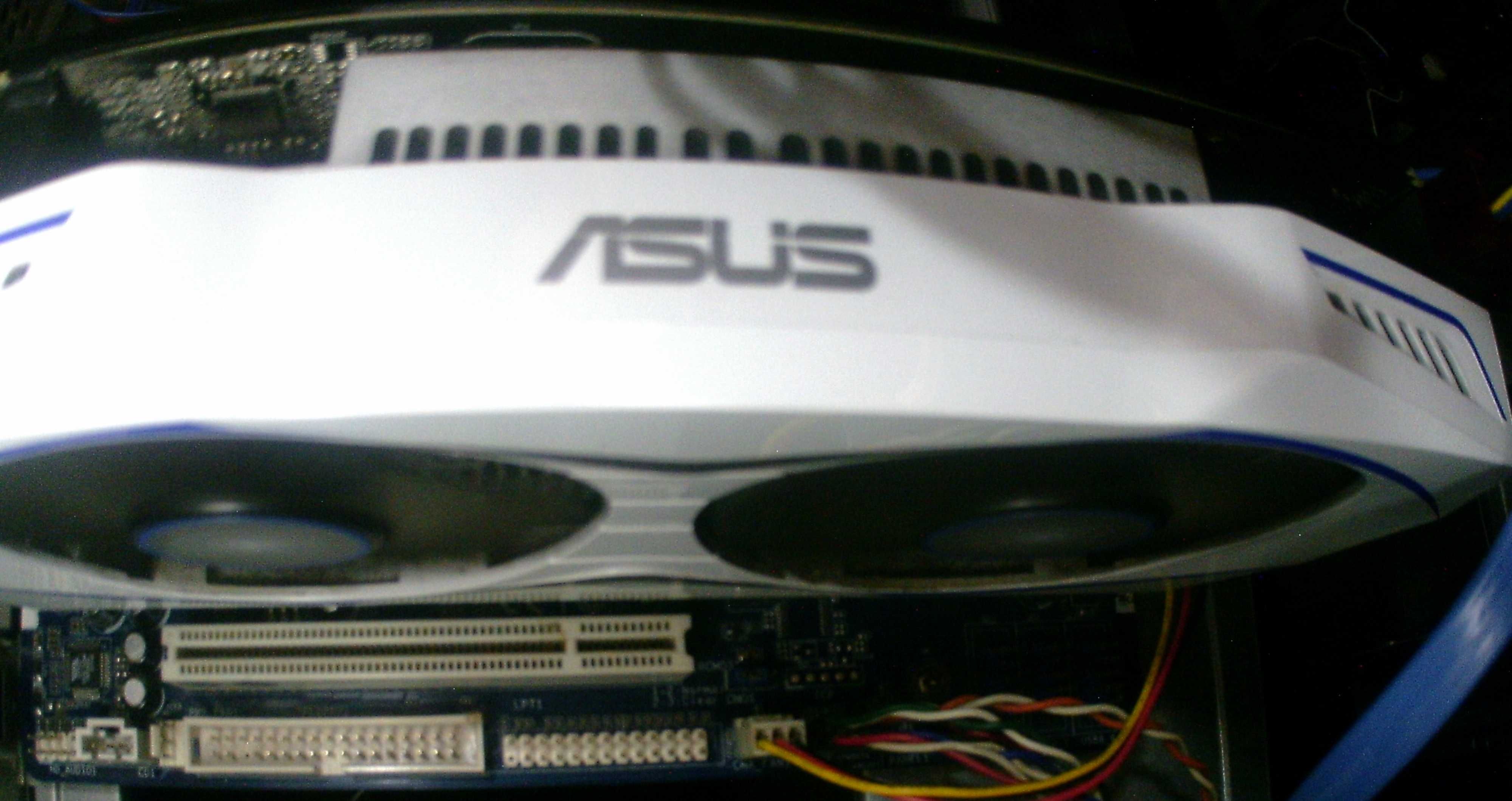 Placa video ASUS GeForce GTX 950 OC 2GB GDDR5 128-bit