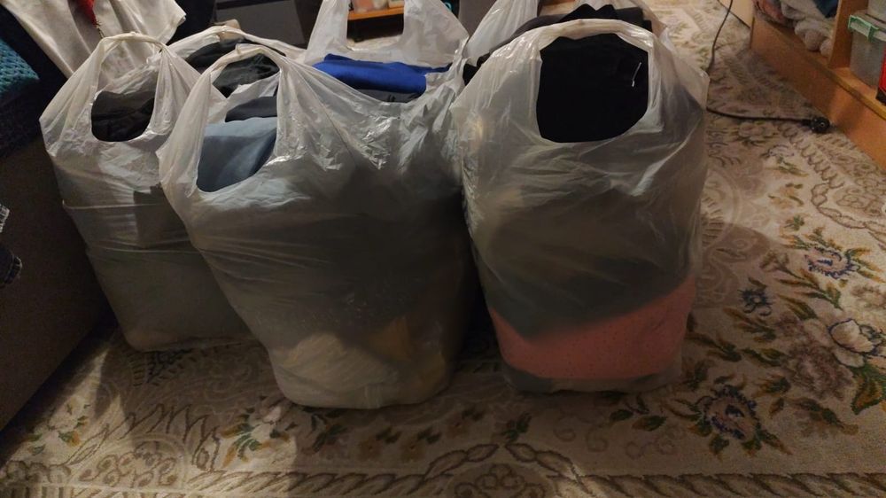 Продам женские вещи