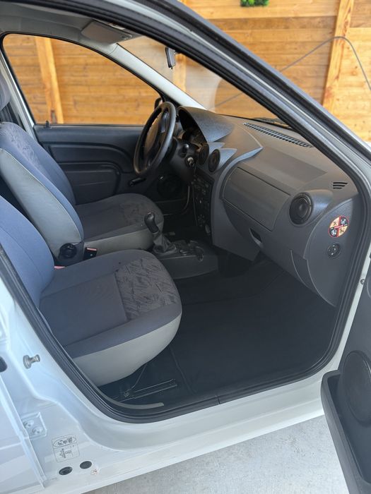 DACIA LOGAN MCV- 1,4 Mpi-74000km -recent adusa !!!
