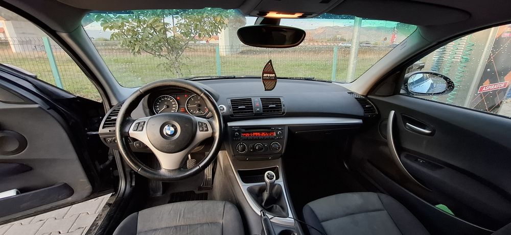 Vând BMW 118D 2006
