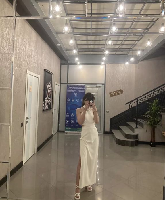 Платье от Lichi, размер XS