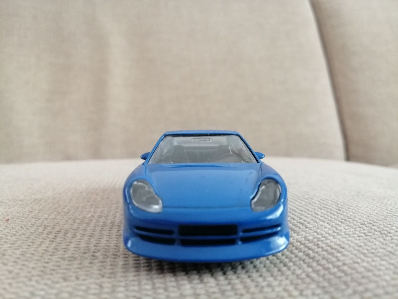 Vand macheta Porsche 911 Carrera, albastra, 1/43,BBurago