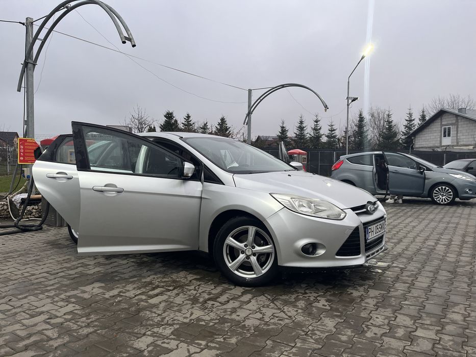 Ford Focus 2013 • 1.6 TDCi • 115 CP • Manuala • Întreținută