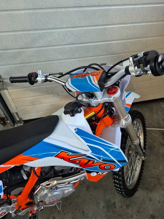Motocicleta cross enduro Kayo K2 250CC 4T (ROTI 21" - 18")