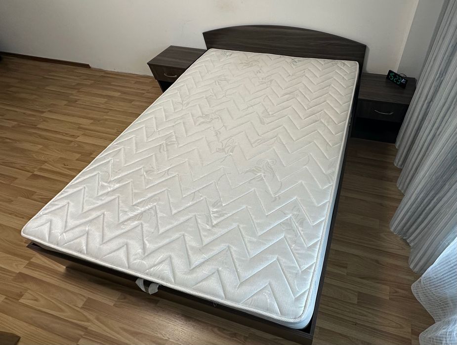 Комплект спалня с механизъм - нощни шкафчета и матрак