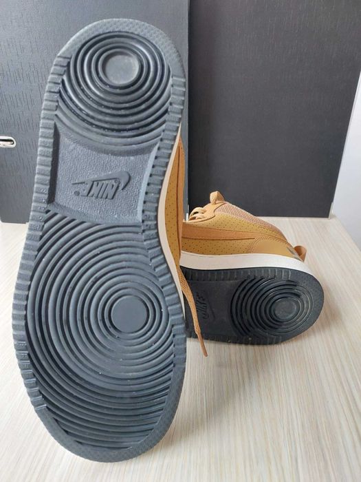 Ghete Nike Court Borough unisex
