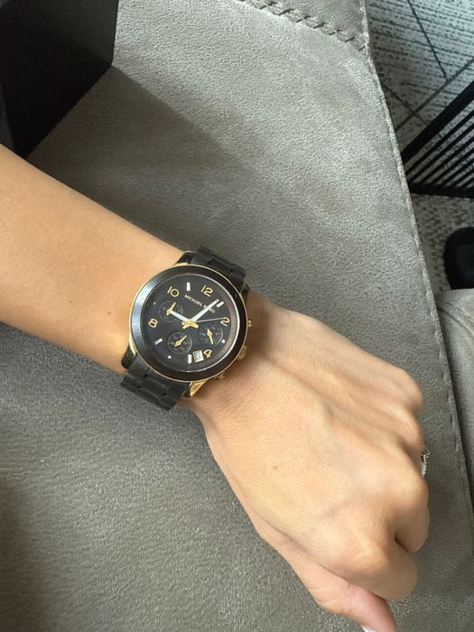 Часовник Michael Kors