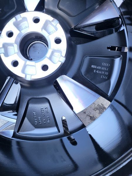 19цола Audi Ауди 4бр Оригинални 4бр