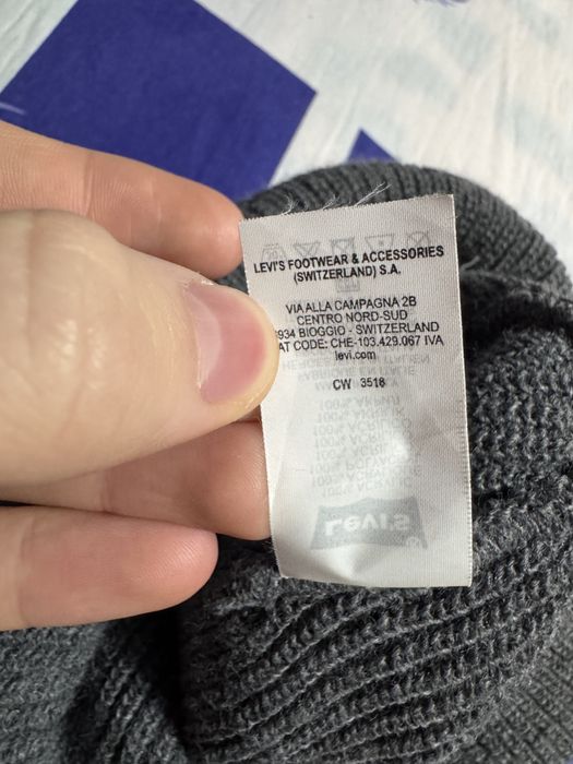 Caciula Levi’s Gri