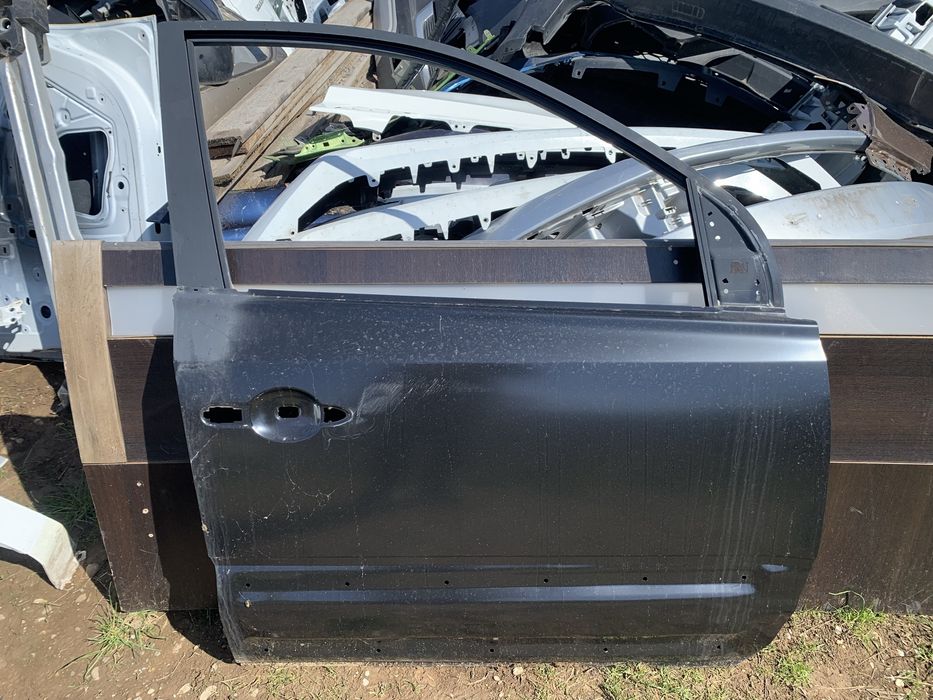 Usa fata Renault Koleos an 2008/2013 partea dreapta