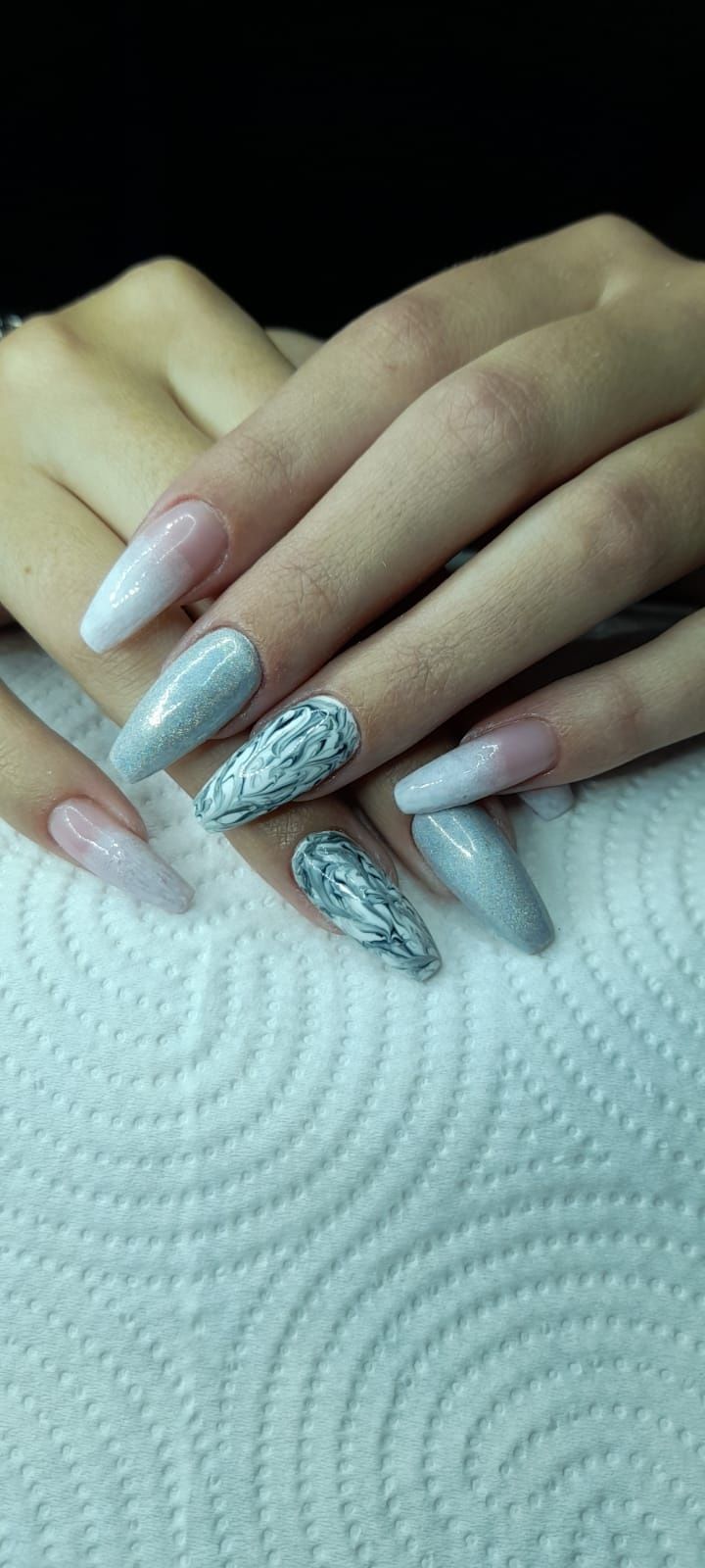 Unghii gel , constructie gel , tips gel , oja semipermanenta