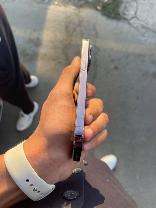 Iphone 14 pro продаётся