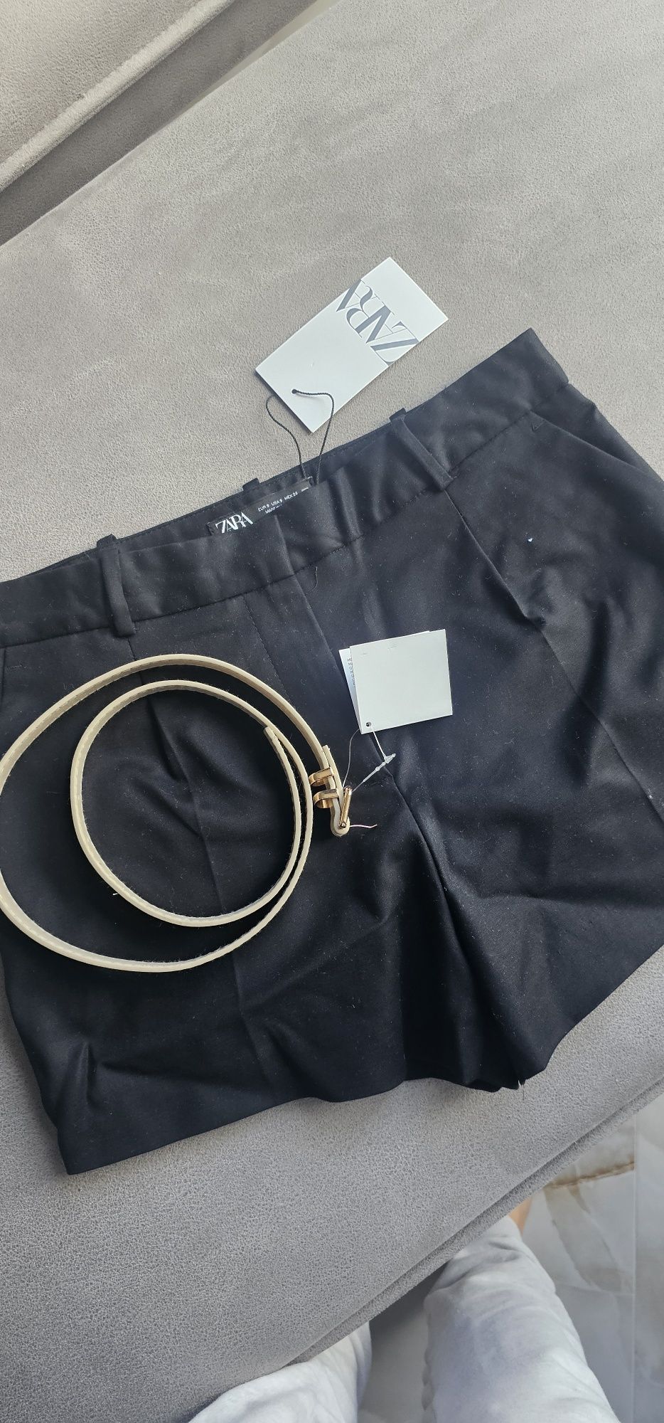 Къс панталон ZARA, S