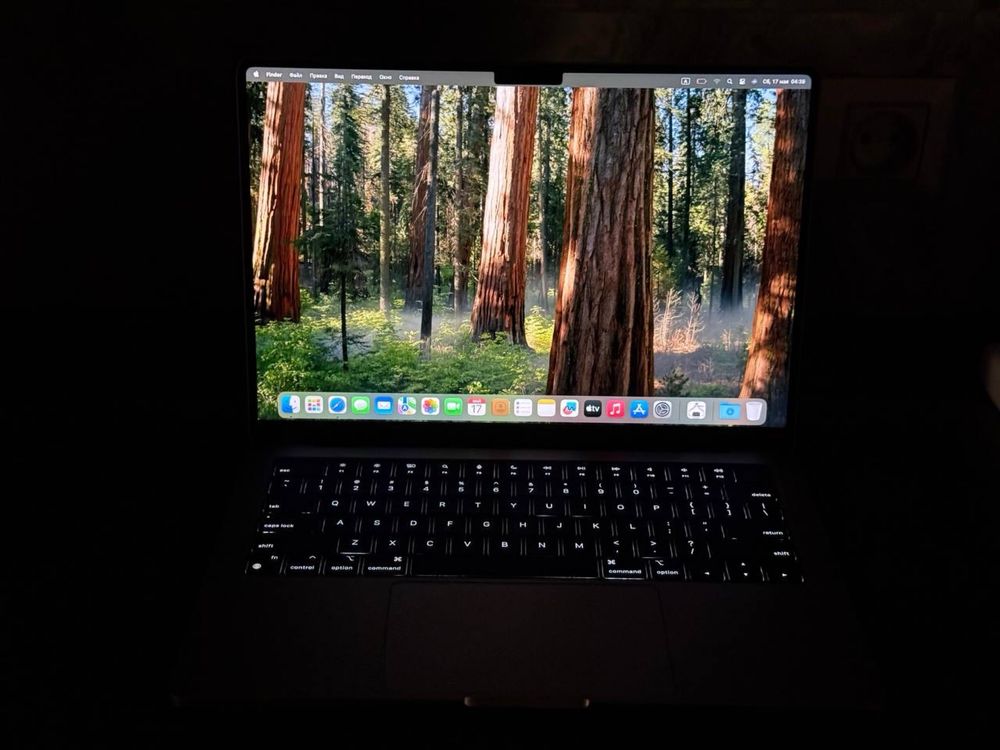 Macbook Pro 2023 M3/8/256 Gb/Liquid Retina XDR 120Hz