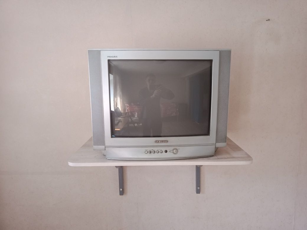 Телевизор Samsung.