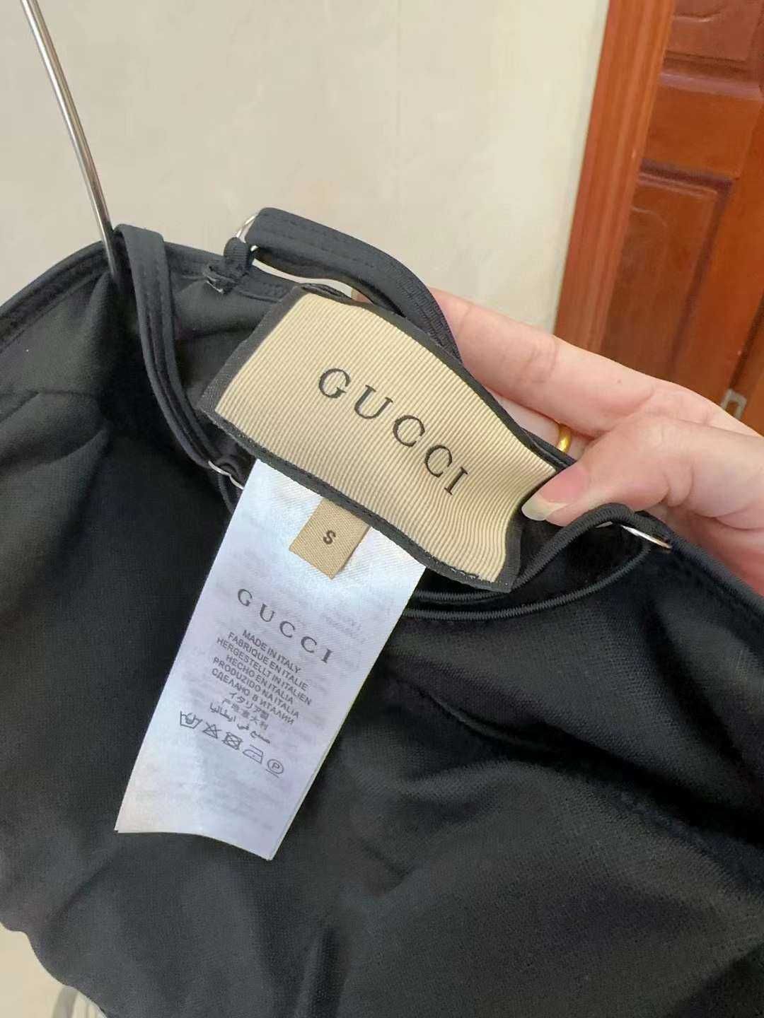 Costume de baie pentru femei de Gucci