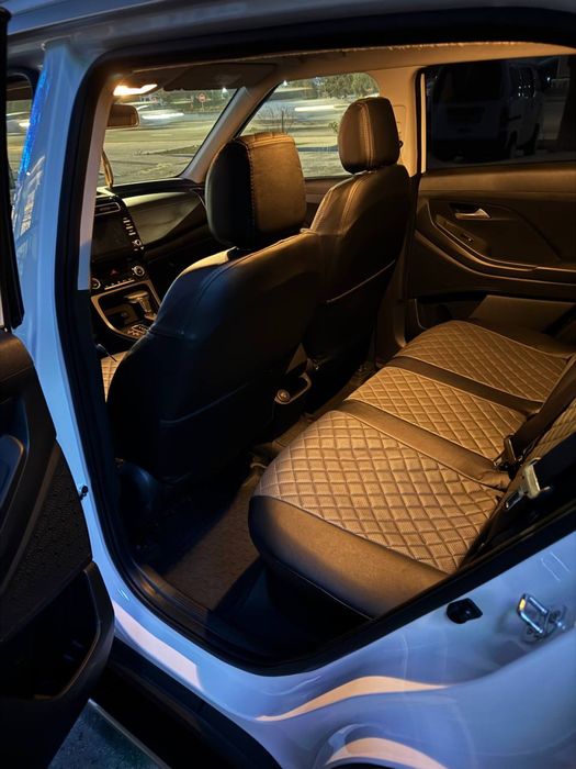 Нахт ва Аренда насияга  Hyundai Greta 2022 god 1,6