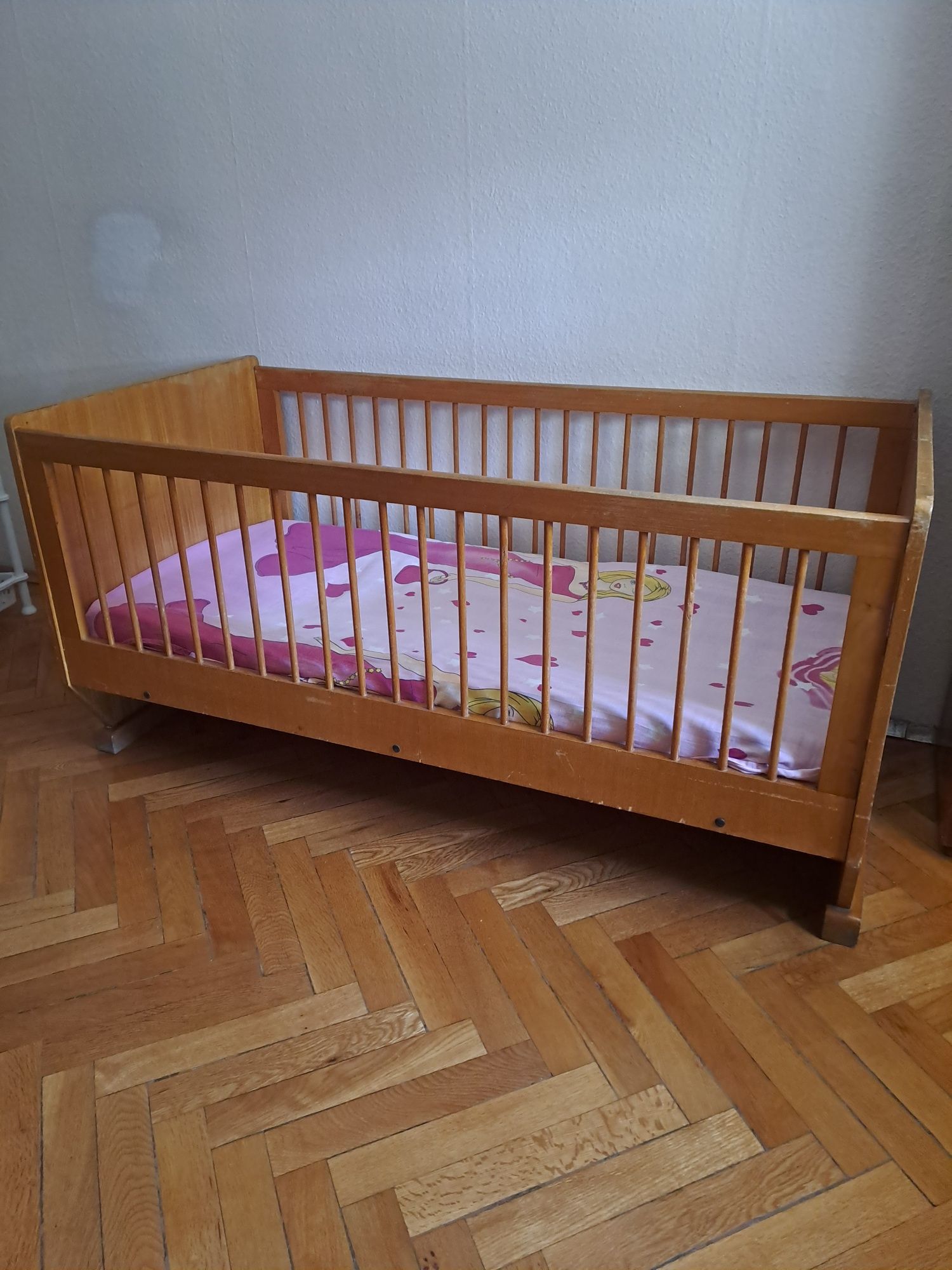 Спешно! Бебешко, детско легло- кошара 140/70