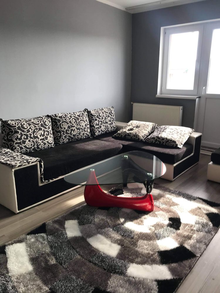 Apartament cu 2 camere de închiriat