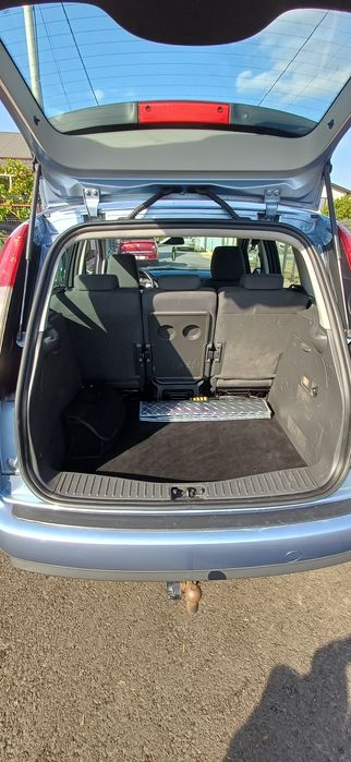 Vând Ford focus c max