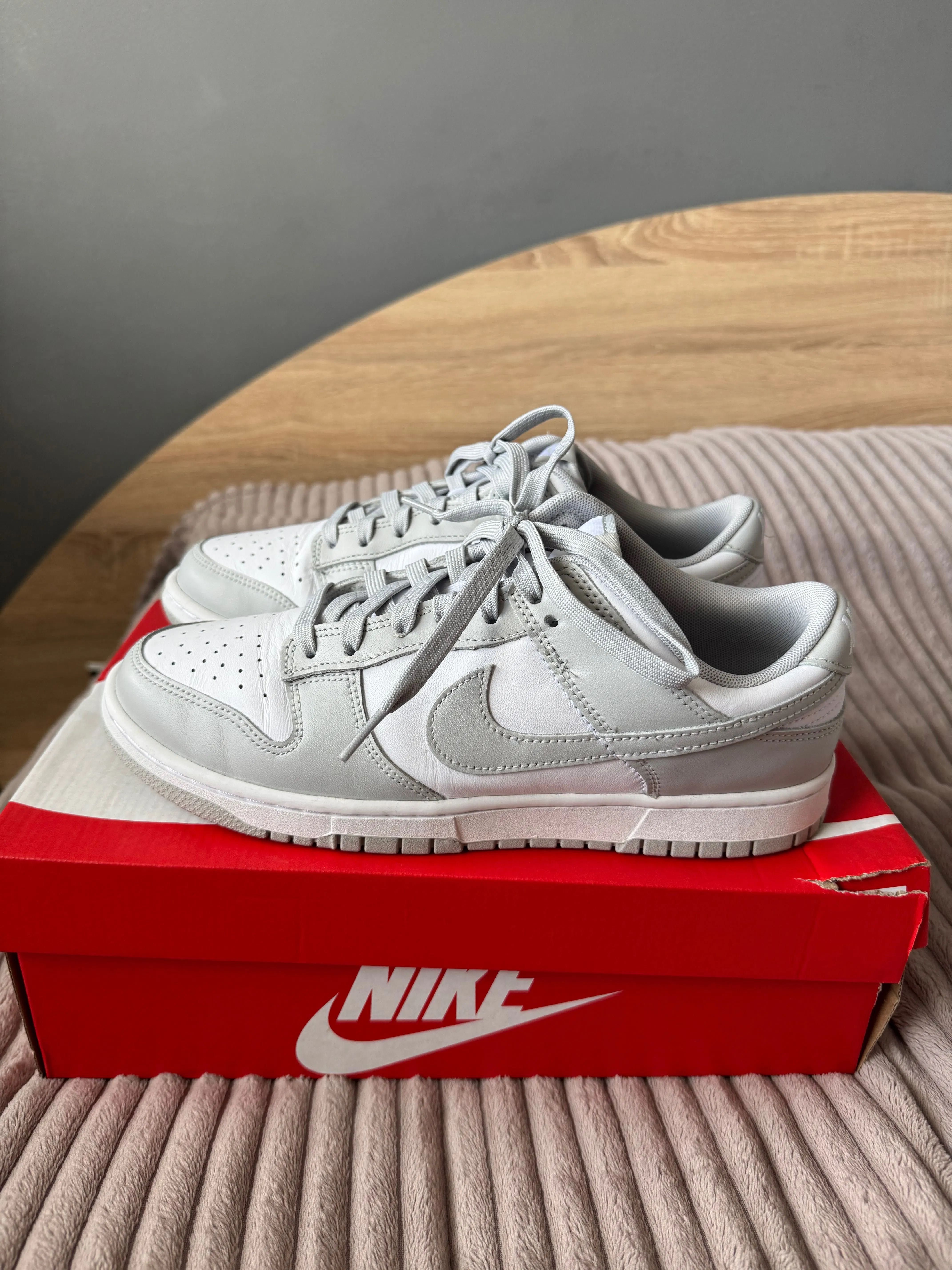 Nike Dunk Low маратонки