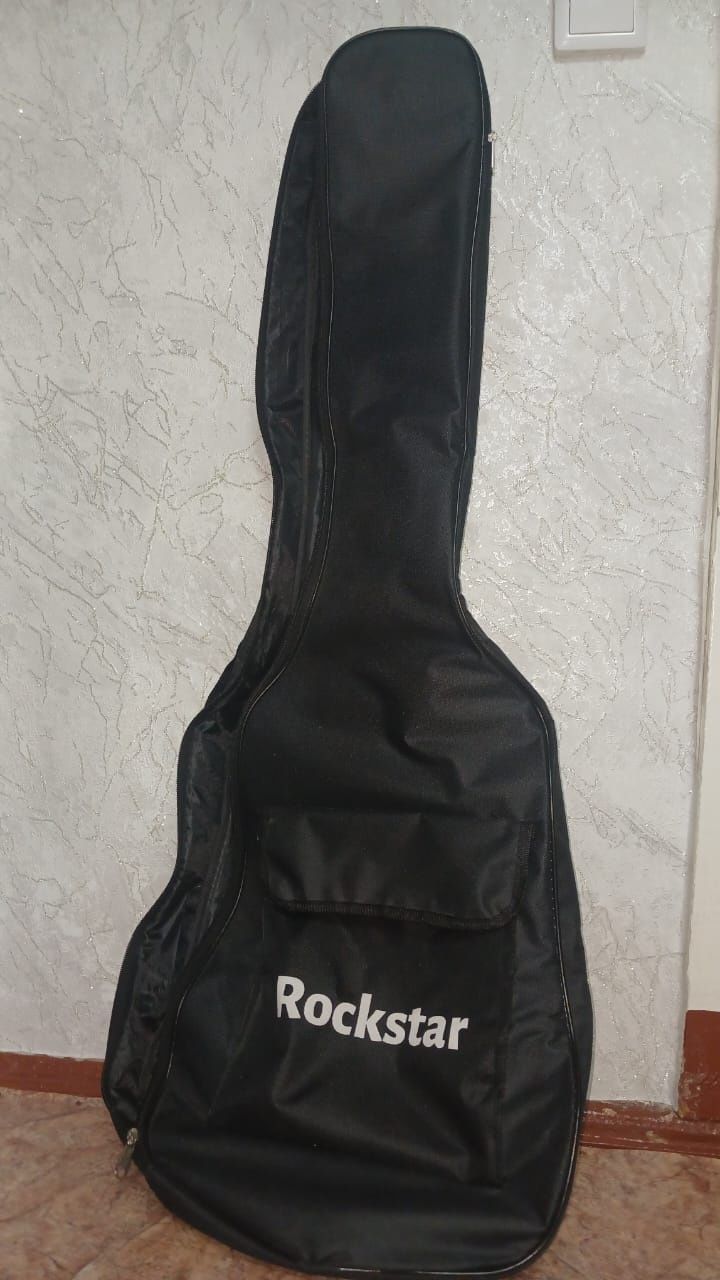 Продаю электрогитару  тип Stratocaster.
