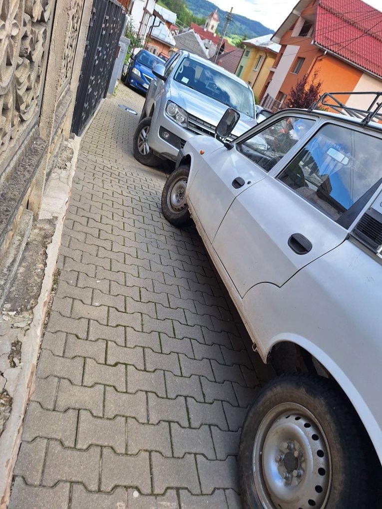 Vând Dacia Papuc