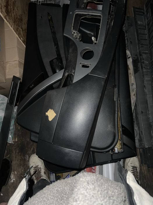 Подлокотник на е60