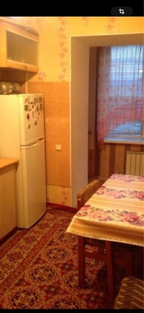 Сдам  2 к кв над Анваром 8 мкр