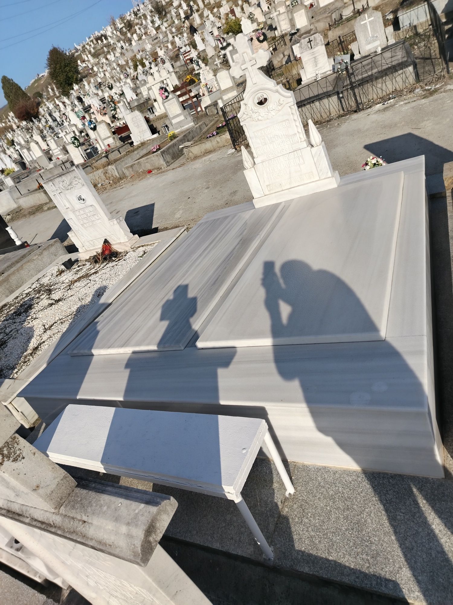 Oferim servicii funerare!!