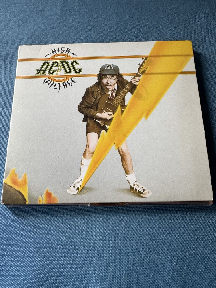 Оригинален диск AC/DC - High Voltage (Gold Vinyl)