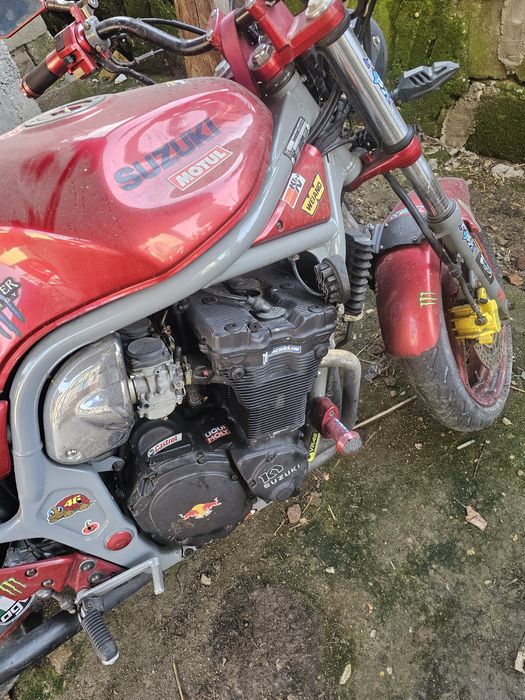 Vând piese suzuki bandit sau complet
